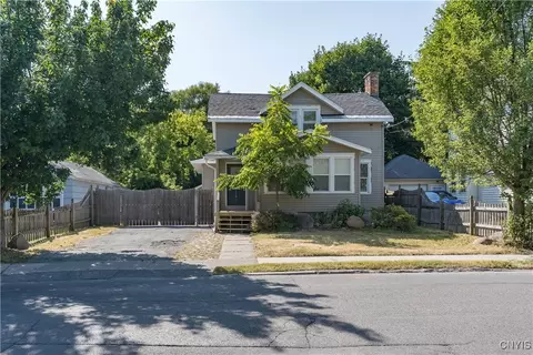 820 Sherman St, Watertown, NY 13601