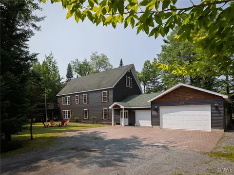 185 Green Bridge Rd, Webb, NY 13472