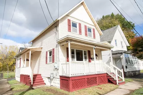 132 Fenton St, Syracuse, NY 13204