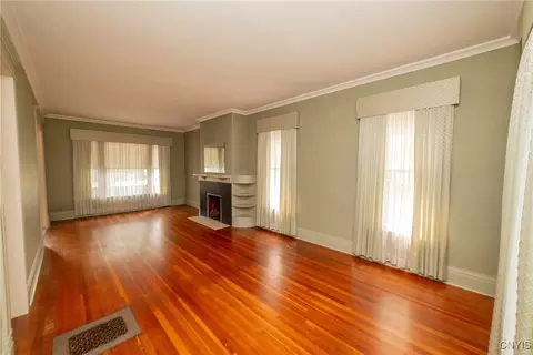 232 Clairmonte Ave, Syracuse, NY 13207 photo 11