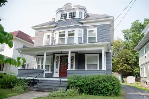 232 Clairmonte Ave, Syracuse, NY 13207 photo 2
