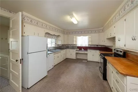 232 Clairmonte Ave, Syracuse, NY 13207 photo 16