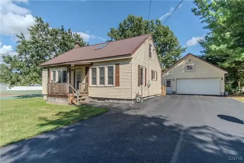 20726 Weaver Rd, Watertown, NY 13601