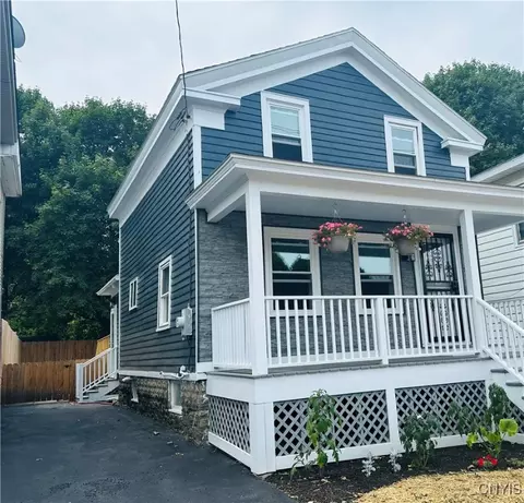 246 W 5th St, Oswego, NY 13126