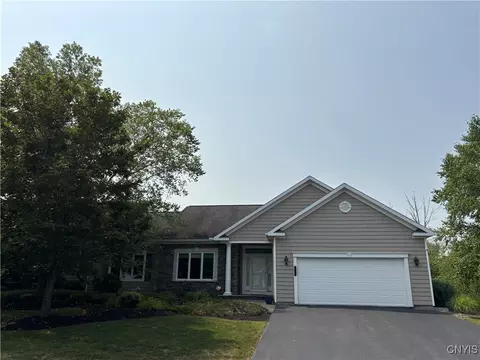 120 Edwards Falls Ln, Manlius, NY 13104