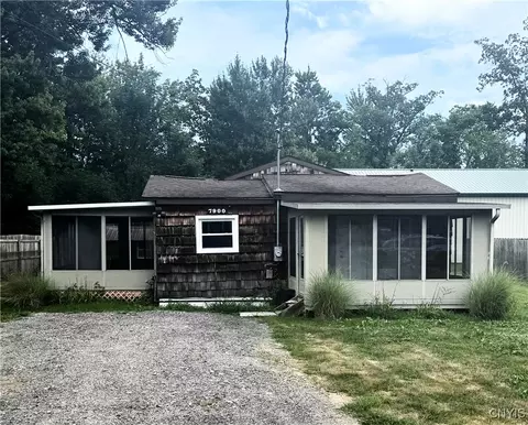 7900 Owasco Ave, Cicero, NY 13039