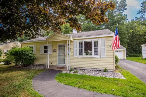 20 Ashwood Ave, Whitestown, NY 13492