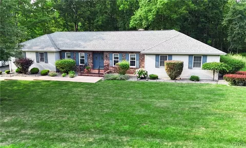 7 Thurston Blvd, Utica, NY 13501