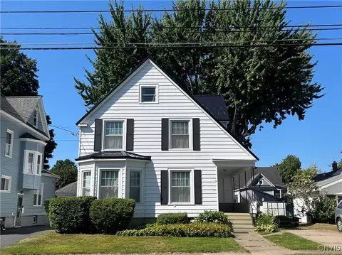 362 S 4th St, Fulton, NY 13069