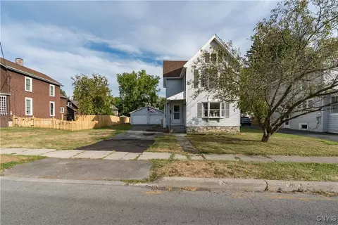380 Brainard St, Watertown, NY 13601