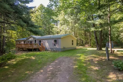 543 County Route 11, West Monroe, NY 13167