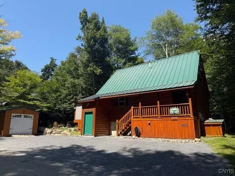 583 Uncas Rd, Long Lake, NY 13324