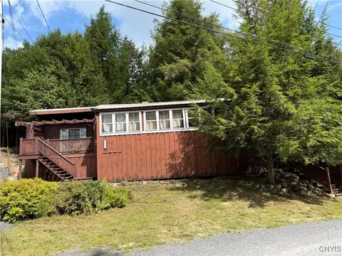 156 Minnow Brk, Webb, NY 13420