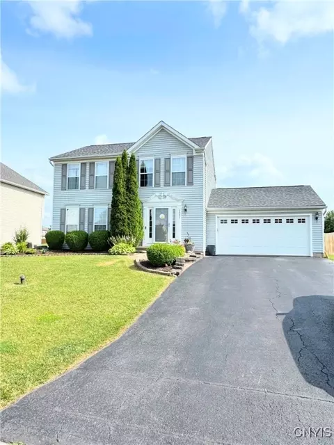 Exterior - 5547 Rockhampton, Clay, NY 13041 photo 6 of 6