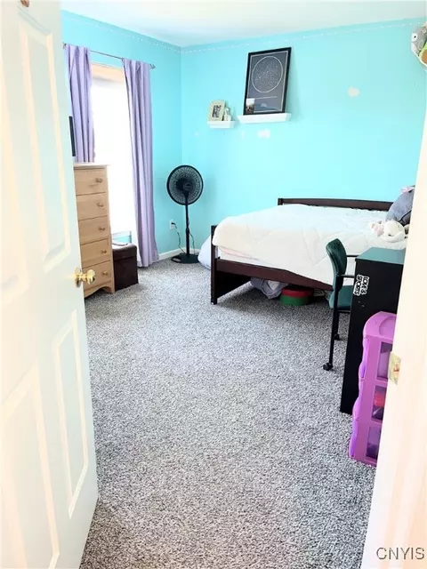 Bedroom - 5547 Rockhampton, Clay, NY 13041 photo 3 of 3