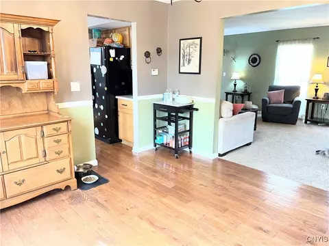Dining - 5547 Rockhampton, Clay, NY 13041 photo 2 of 2