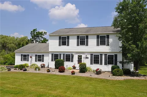 1825 Stanley Rd, Cazenovia, NY 13035
