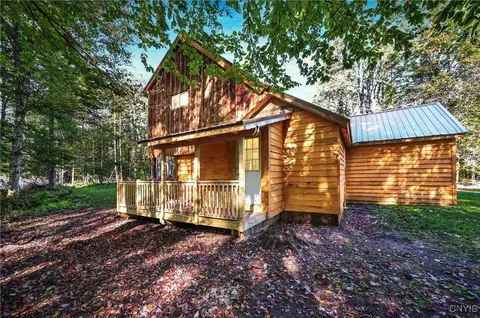 11452 Bellingertown Rd, Forestport, NY 13338