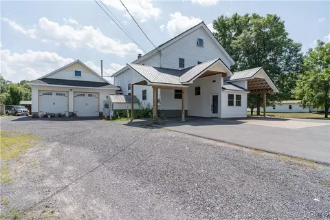 6372 Number Four Rd, Watson, NY 13367