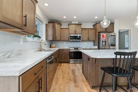 Kitchen - 5360 Bartlett Rd, Rome, NY 13440 photo 3 of 6