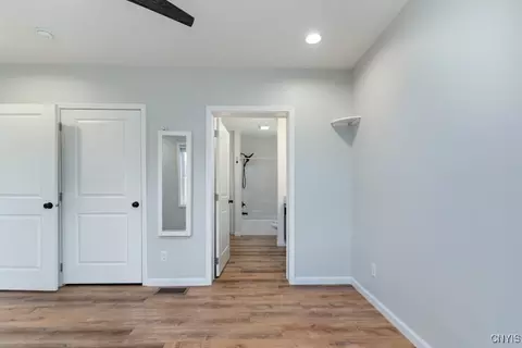 Entry Way - 5360 Bartlett Rd, Rome, NY 13440 photo 2 of 3