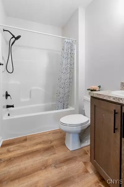 Bath - 5360 Bartlett Rd, Rome, NY 13440 photo 1 of 5