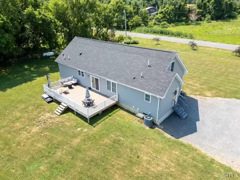 Exterior - 5360 Bartlett Rd, Rome, NY 13440 photo 5 of 11