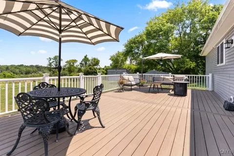 Exterior - 5360 Bartlett Rd, Rome, NY 13440 photo 10 of 11