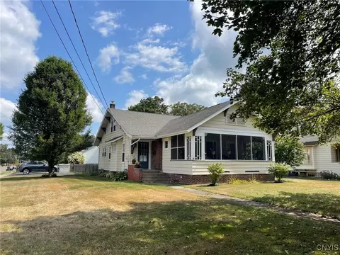 322 W Hamilton Ave, Sherrill, NY 13461