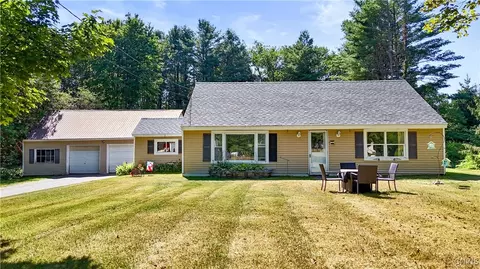 8461 W Thomas St, Rome, NY 13440