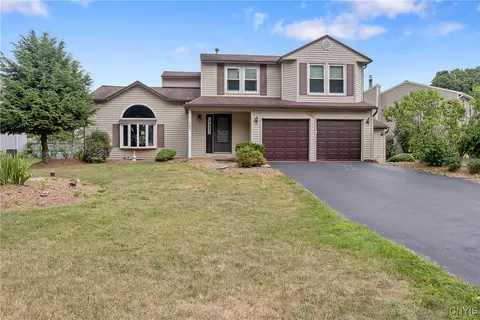 603 Mallard Dr, Camillus, NY 13031