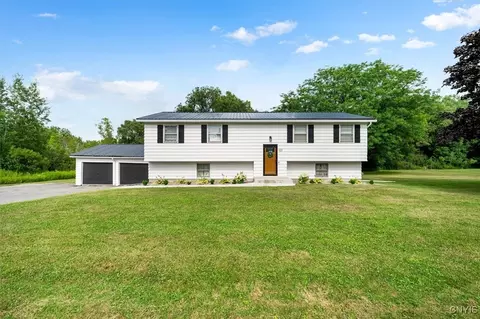 120 Calvin Pl, Kirkland, NY 13323