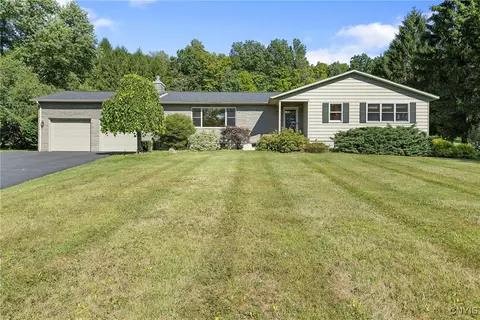 4268 Graham Rd, Onondaga, NY 13078