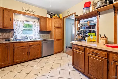 Kitchen - 330 E Florence Ave, Syracuse, NY 13205 photo 3 of 3