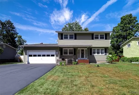 122 Riverdale Rd, Liverpool, NY 13090