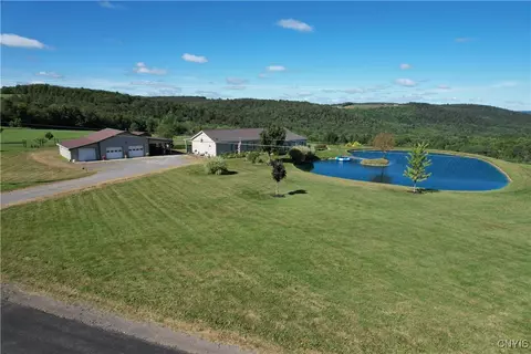 6203 Cuyler Hill Rd, Cuyler, NY 13158
