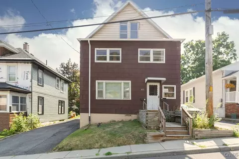 413 Center St, Geddes, NY 13209