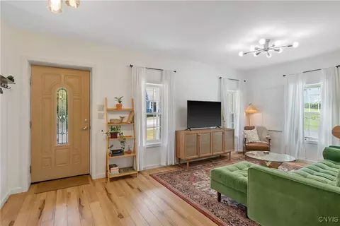 Entry Way - 6 Pine St, Jordan, NY 13080 photo 1 of 4