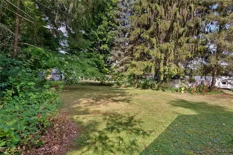 Exterior - 6 Pine St, Jordan, NY 13080 photo 3 of 6