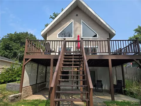1090 Morgan Rd, Memphis, NY 13112