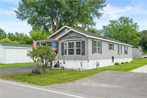 636 Scarlet Dr, German Flatts, NY 13357 photo 3