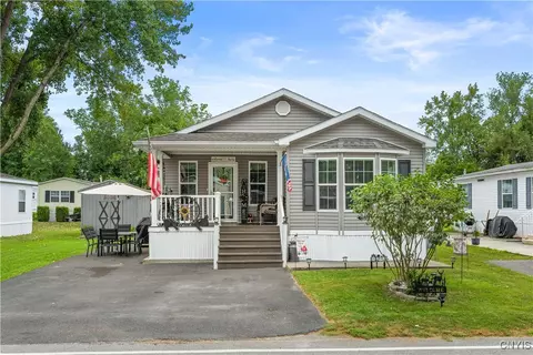 636 Scarlet Dr, German Flatts, NY 13357
