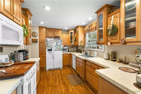 636 Scarlet Dr, German Flatts, NY 13357 photo 11