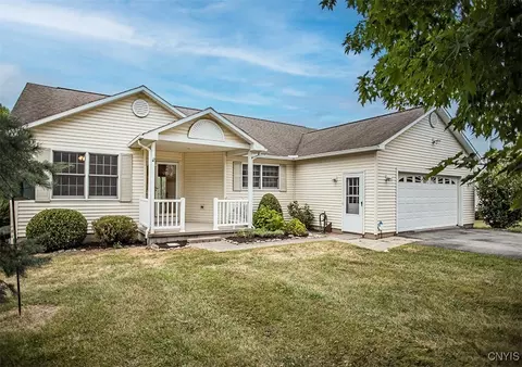 4001 Mary Lynn Dr, Lenox, NY 13032