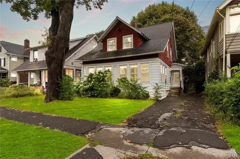 137 Fellows Ave, Syracuse, NY 13210