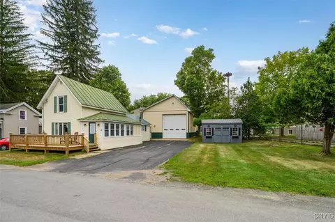 10 Mill St, Russia, NY 13431