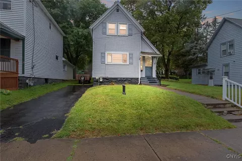 105 Avoca St, Syracuse, NY 13204