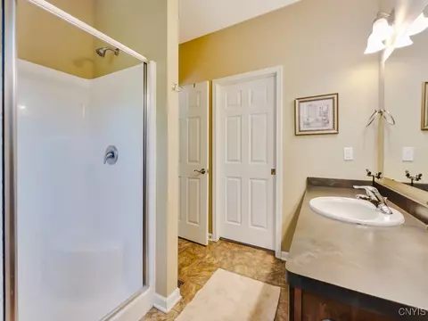 Bath - 3417 Bramble, Lysander, NY 13027 photo 1 of 3
