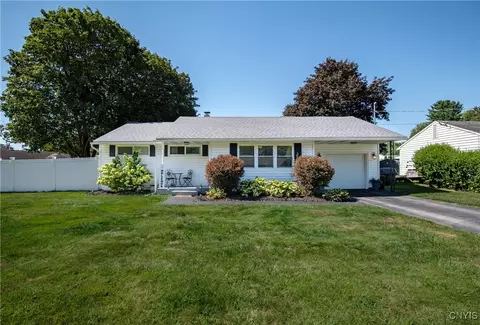 427 Elmhurst Rd, Utica, NY 13502