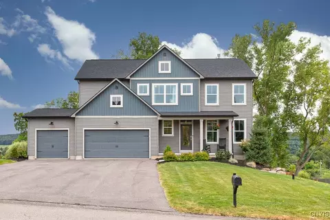 5508 Rolling Meadows Way, Camillus, NY 13031